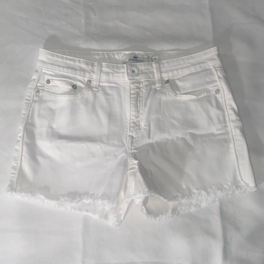 Vineyard Vines White Denim Shorts Size 28